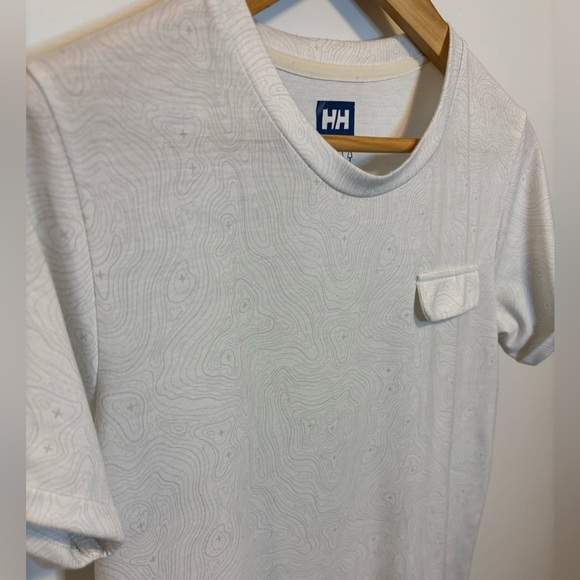 Helly Hansen | Short Sleeve Tee | White | Size Medium - Picture 2 of 6
